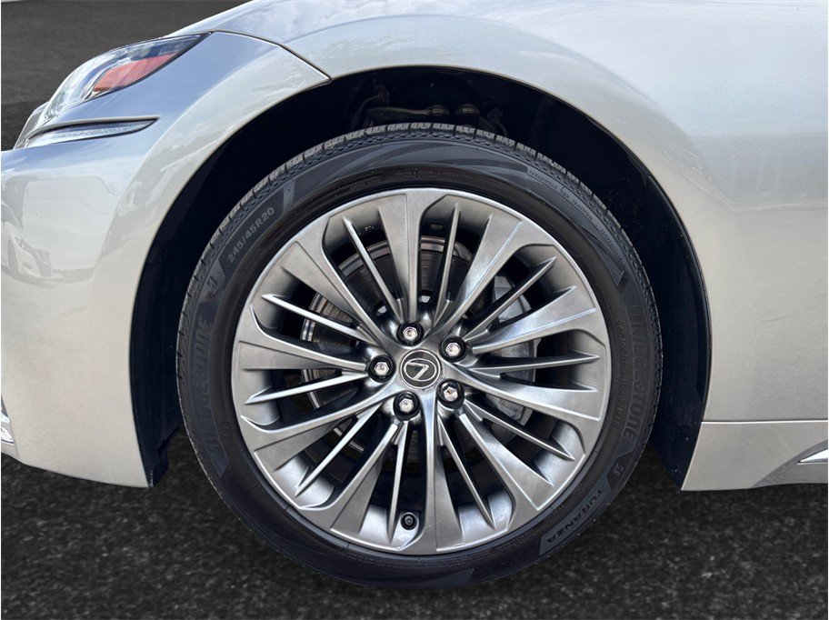 Used 2018 Lexus LS 500 w/ Luxury Package RWD image 13