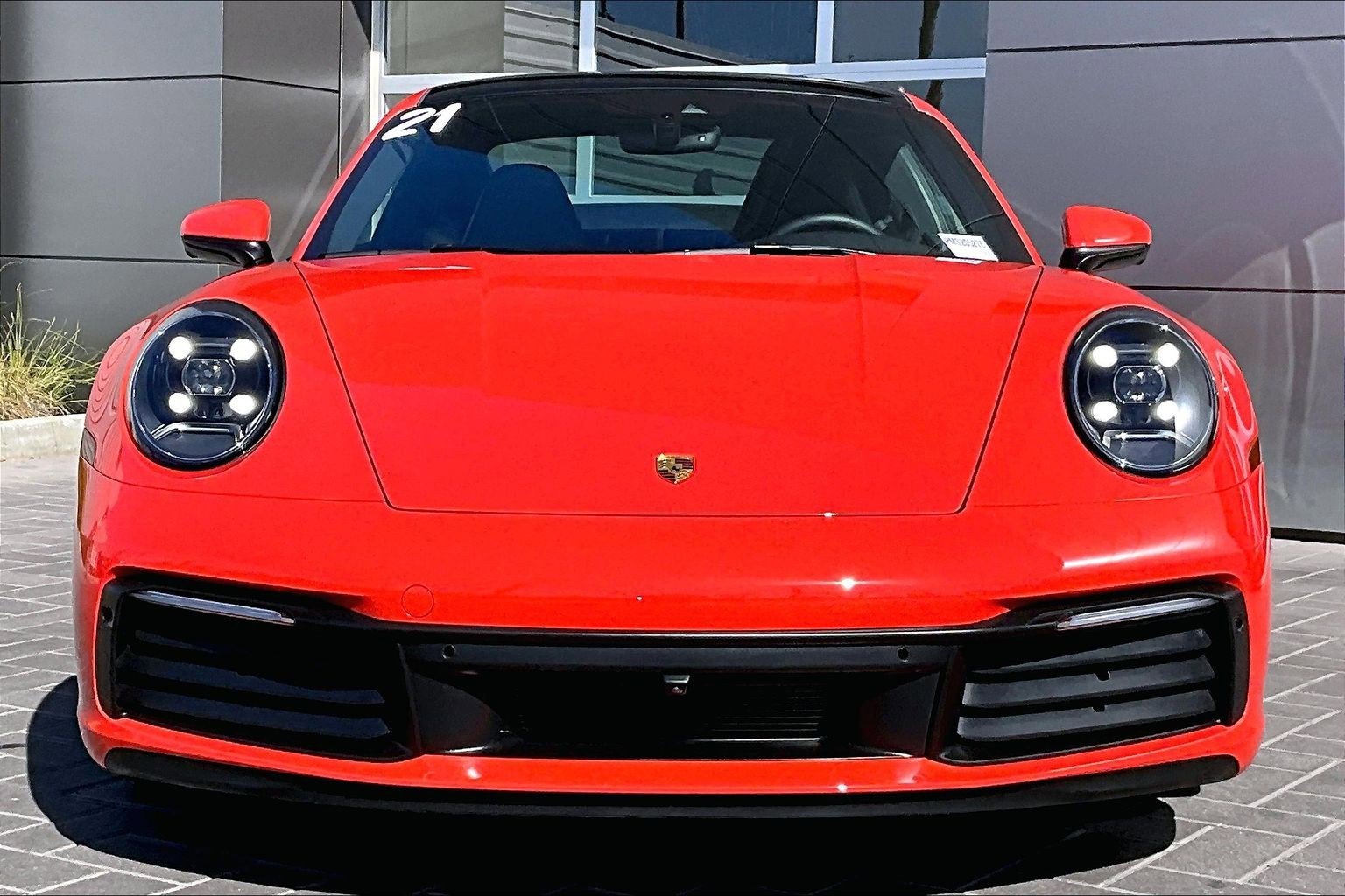 Used 2021 Porsche 911 Carrera image 2