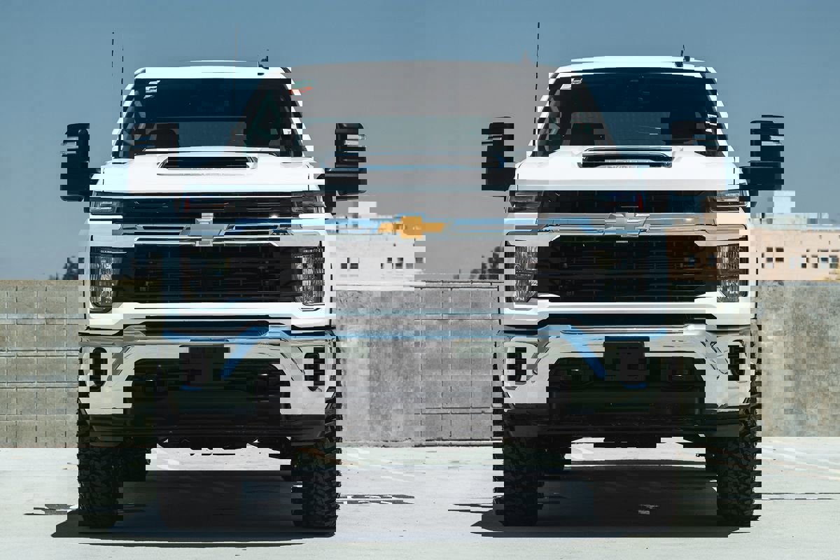 Used 2024 Chevrolet Silverado 2500 LT image 7