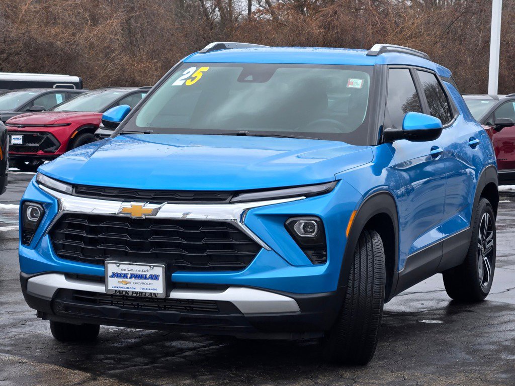 Certified 2025 Chevrolet TrailBlazer LT w/ LT Cold Weather Package image 5