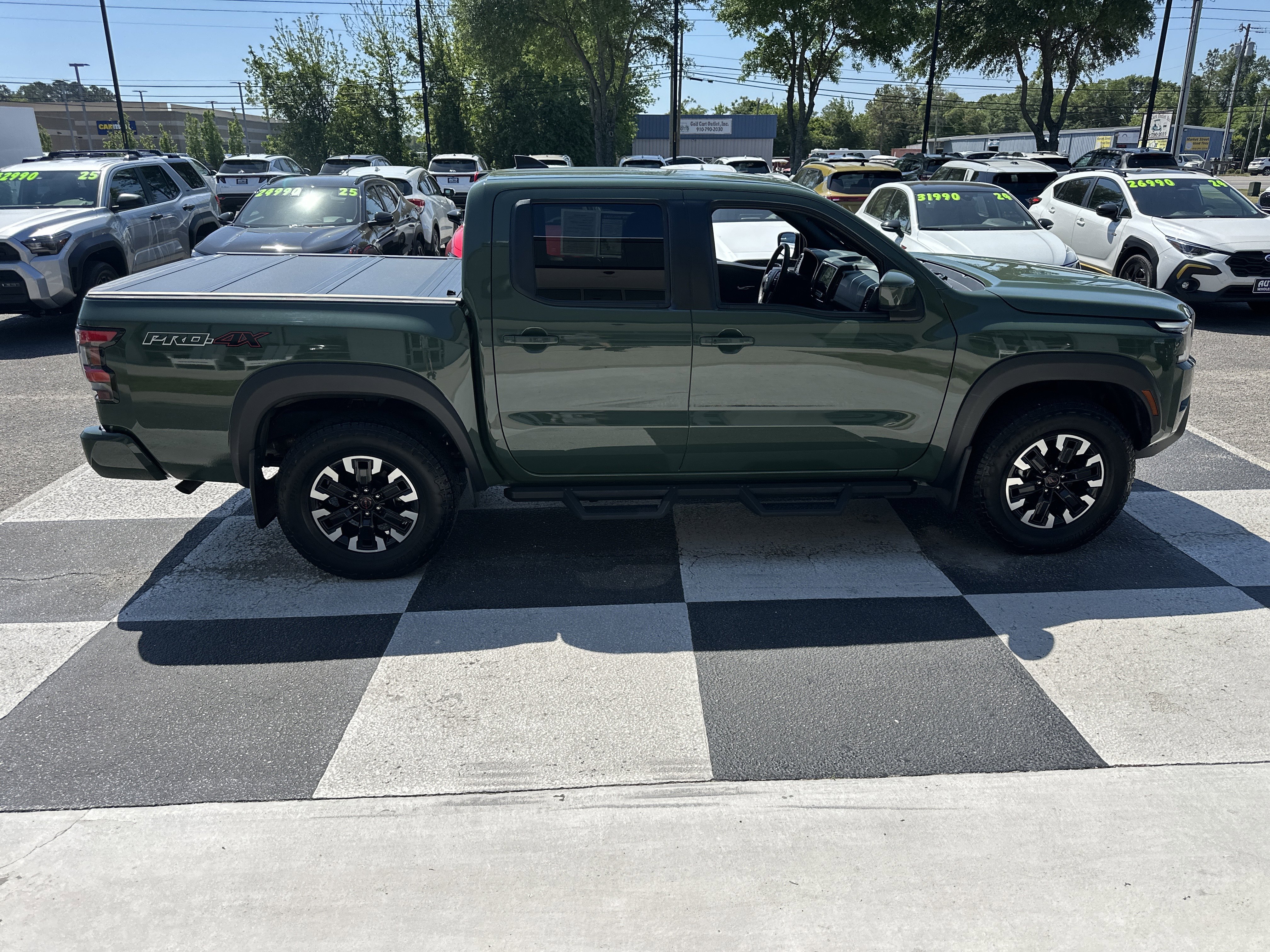 Used 2024 Nissan Frontier PRO-4X w/ Off-Road Protection Package AWD/4WD image 3