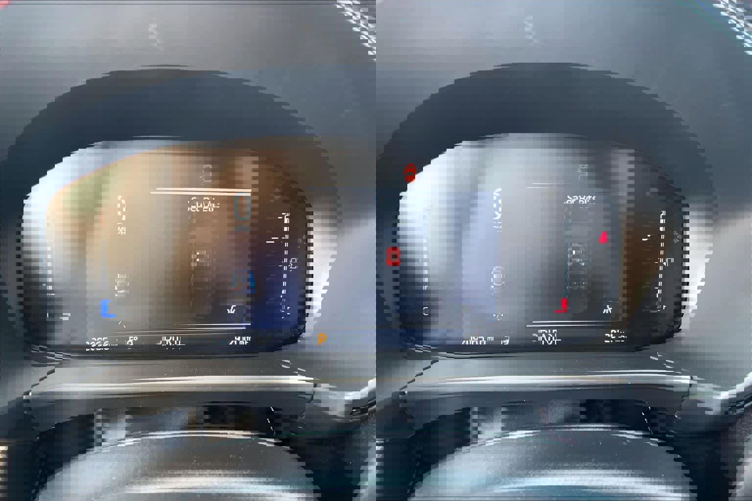 Used 2025 Ford Escape ST-Line image 24