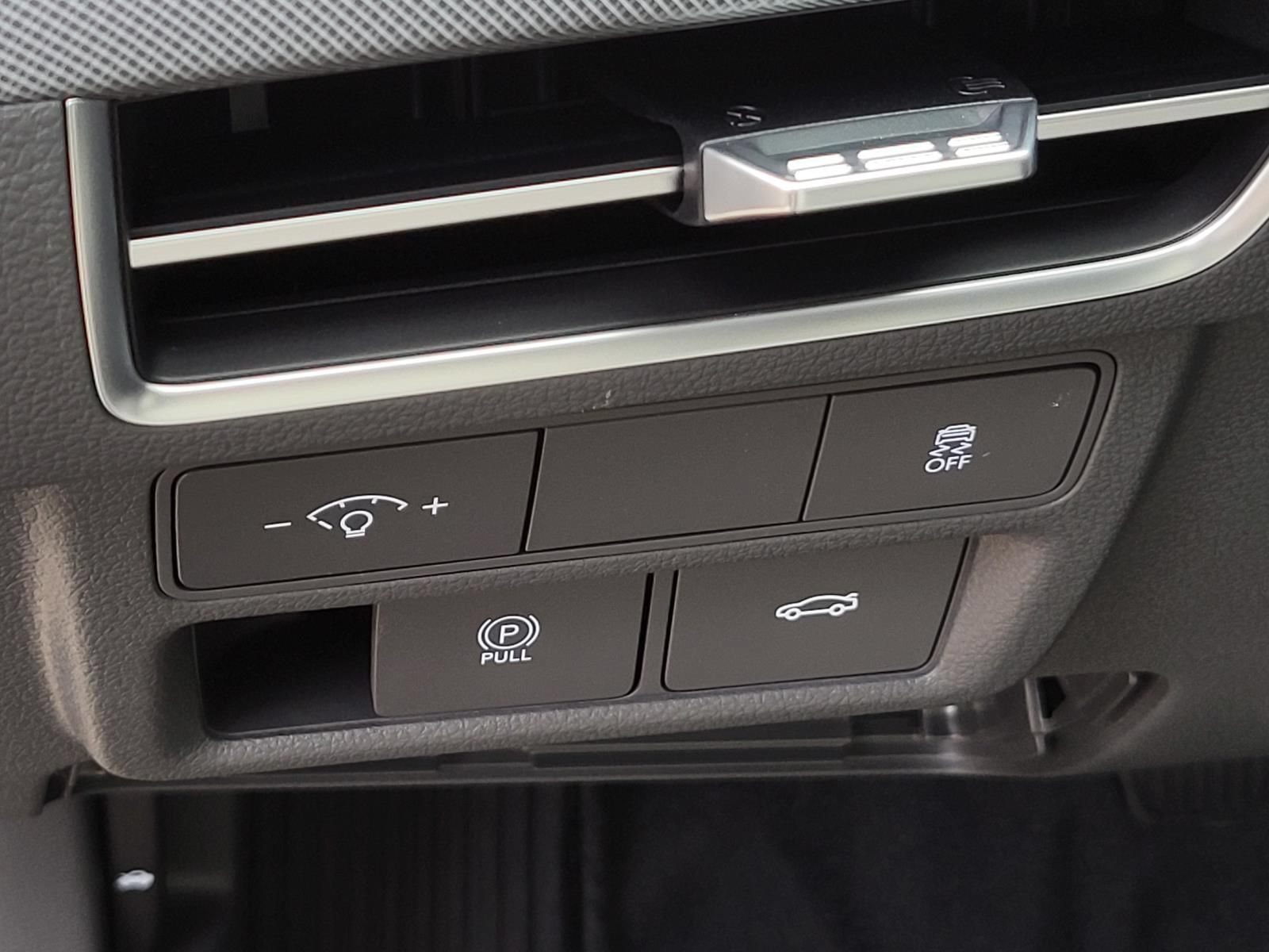 New 2026 Hyundai Sonata SEL FWD image 14