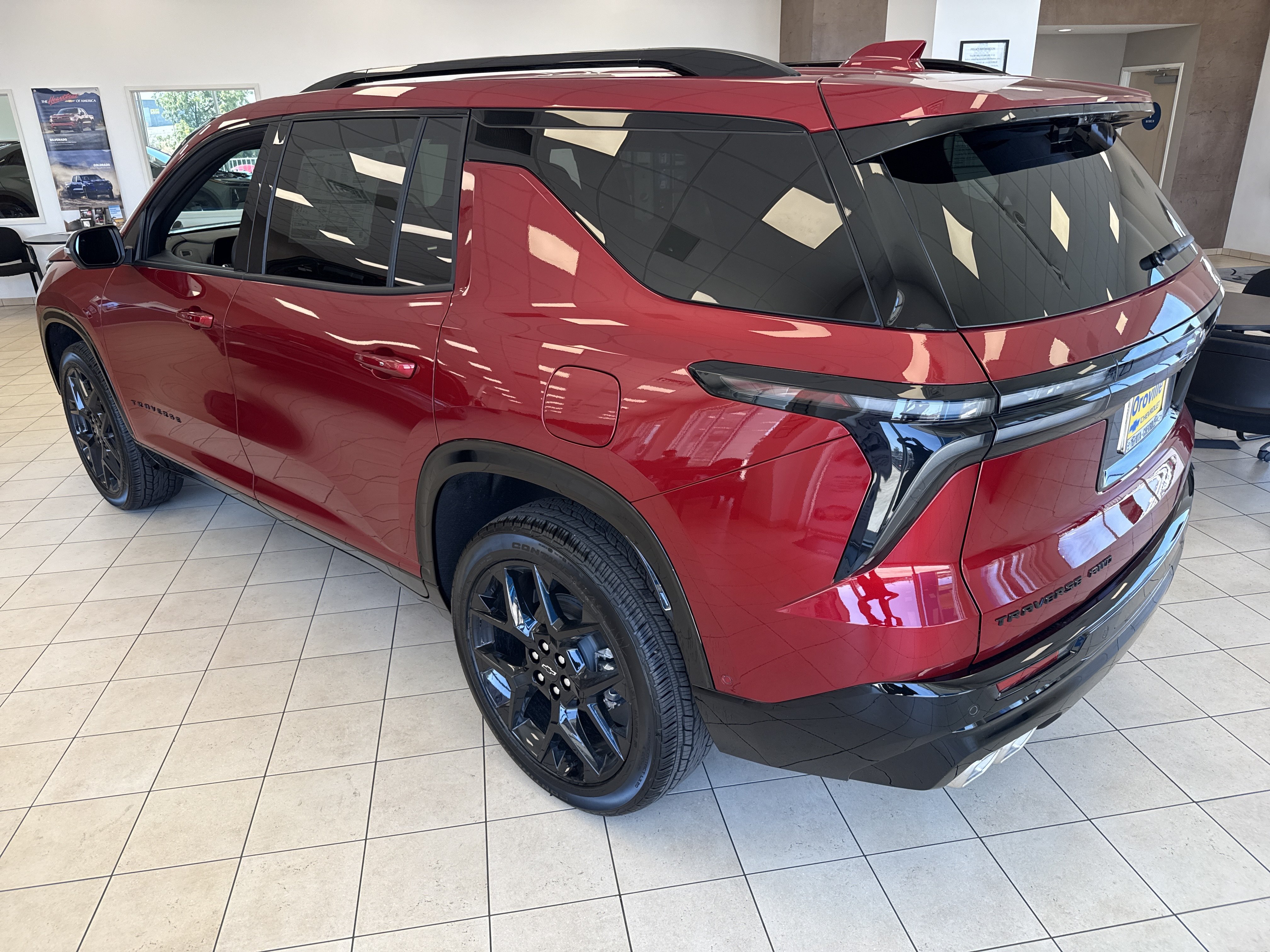 New 2026 Chevrolet Traverse RS AWD/4WD image 3