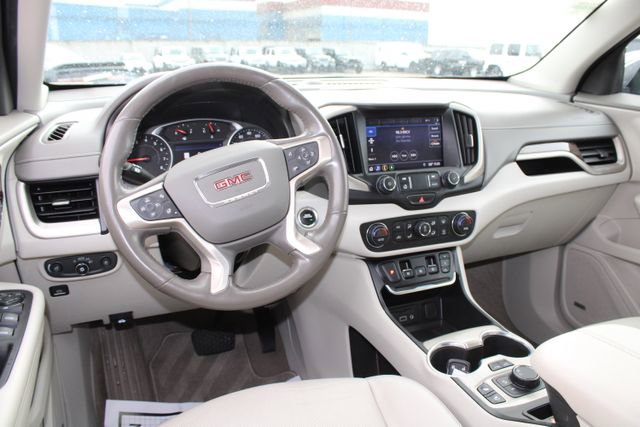 Used 2020 GMC Terrain Denali w/ Denali Premium Package image 15