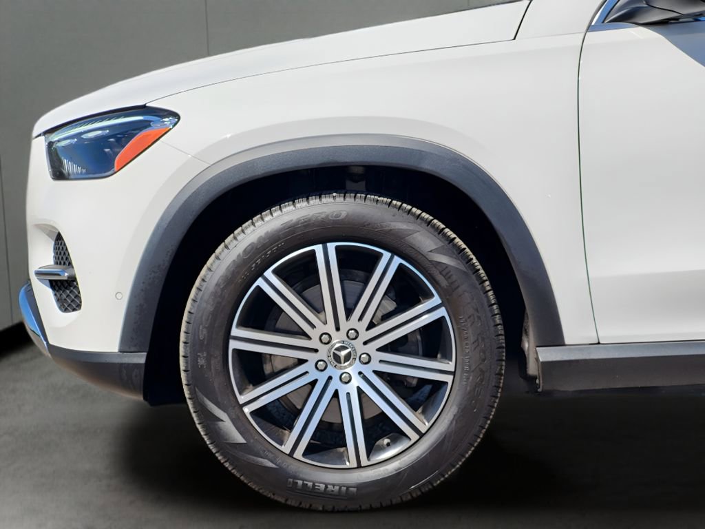 Used 2024 Mercedes-Benz GLE 350 4MATIC image 9