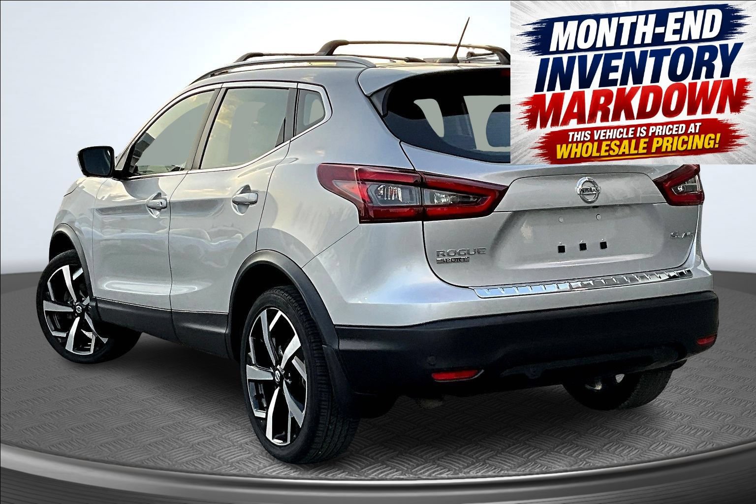 Used 2022 Nissan Rogue Sport SL AWD/4WD image 4