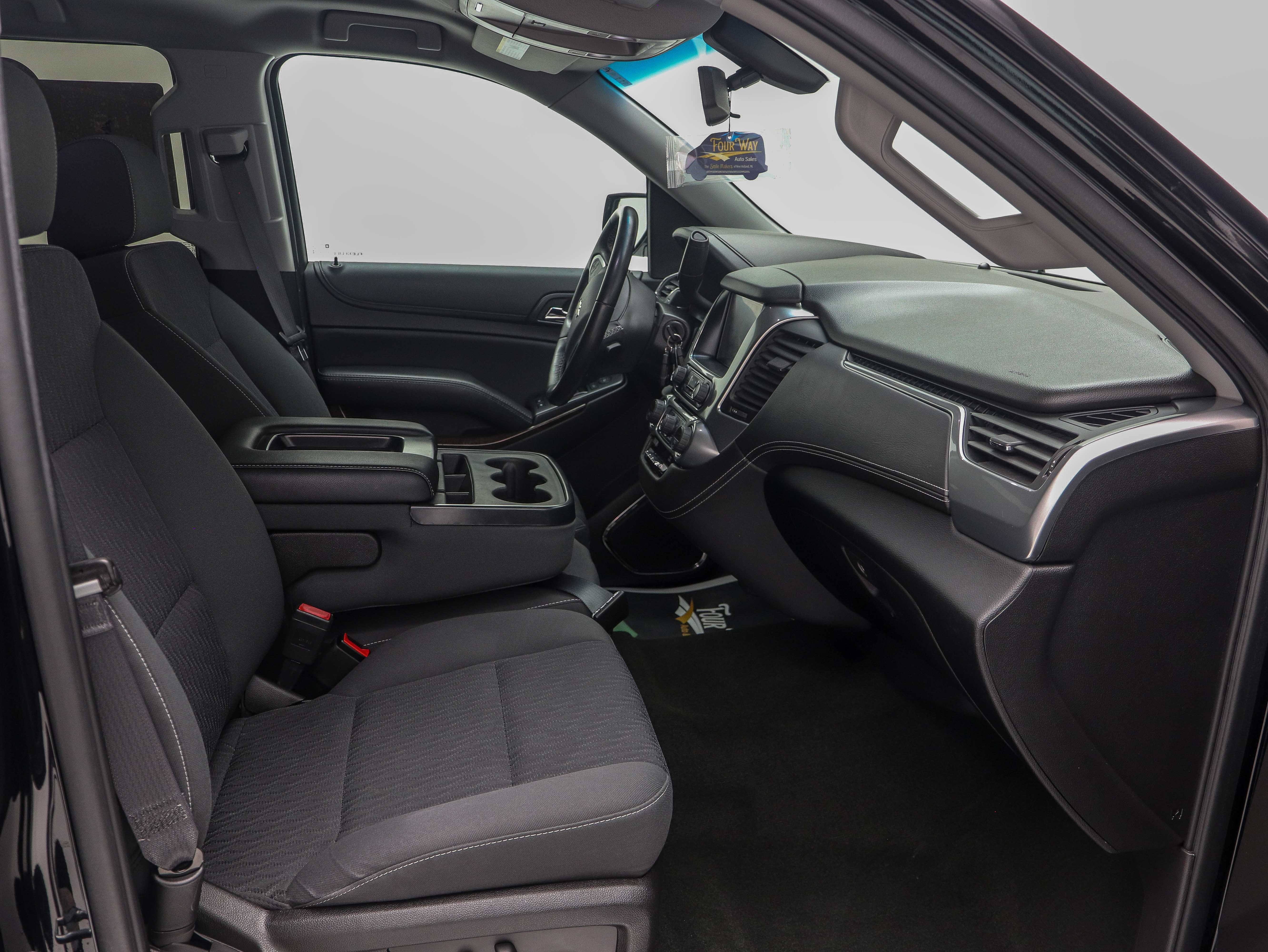 Used 2016 Chevrolet Suburban LS AWD/4WD image 18