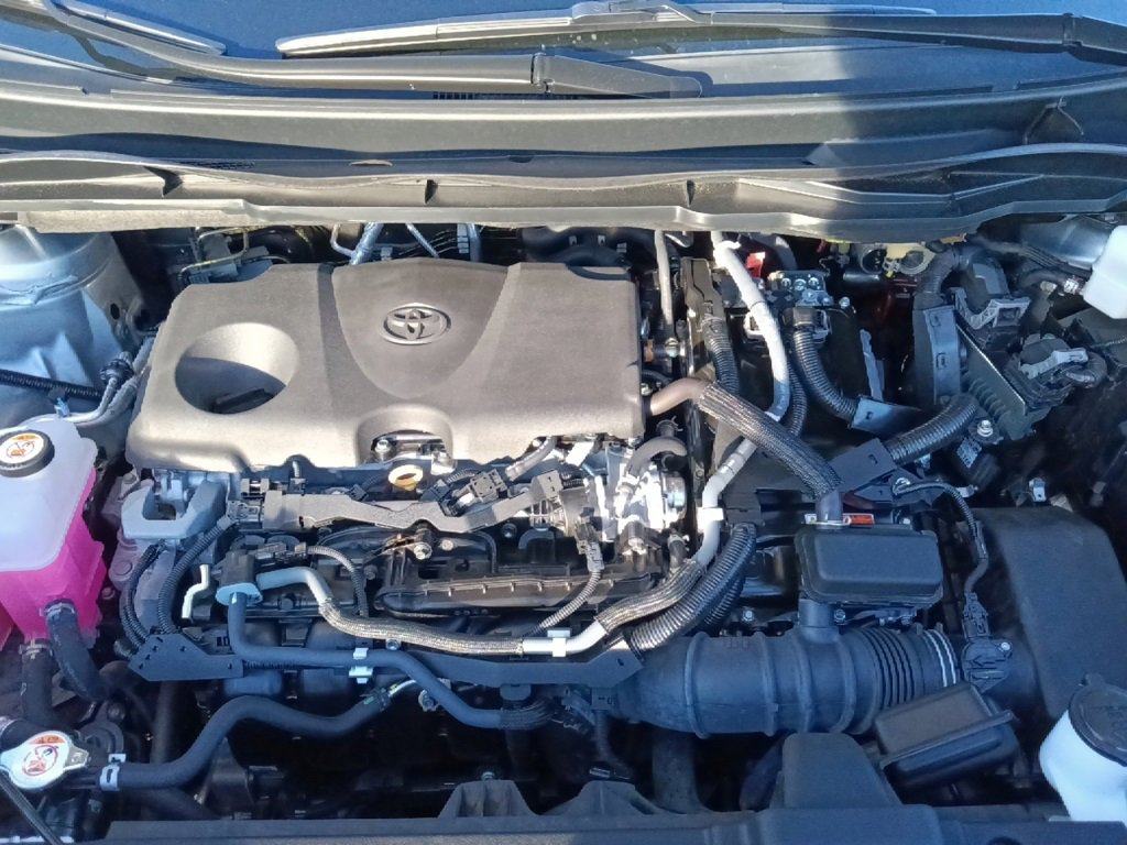 Used 2022 Toyota Sienna Limited image 38