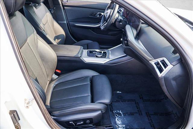 Used 2026 BMW M340i xDrive w/ Premium Package AWD/4WD image 27
