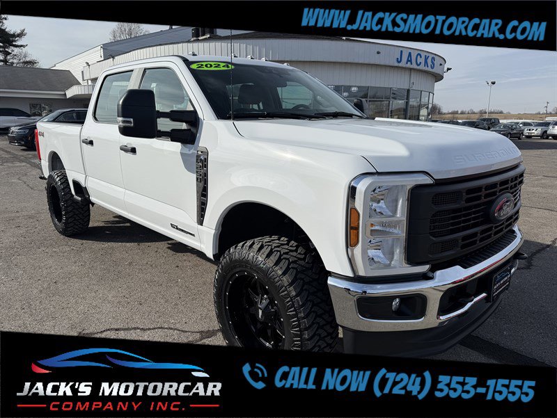 Used 2024 Ford F250 XL image 1