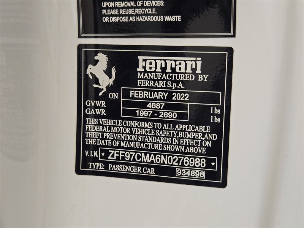 Used 2022 Ferrari 812 GTS image 19