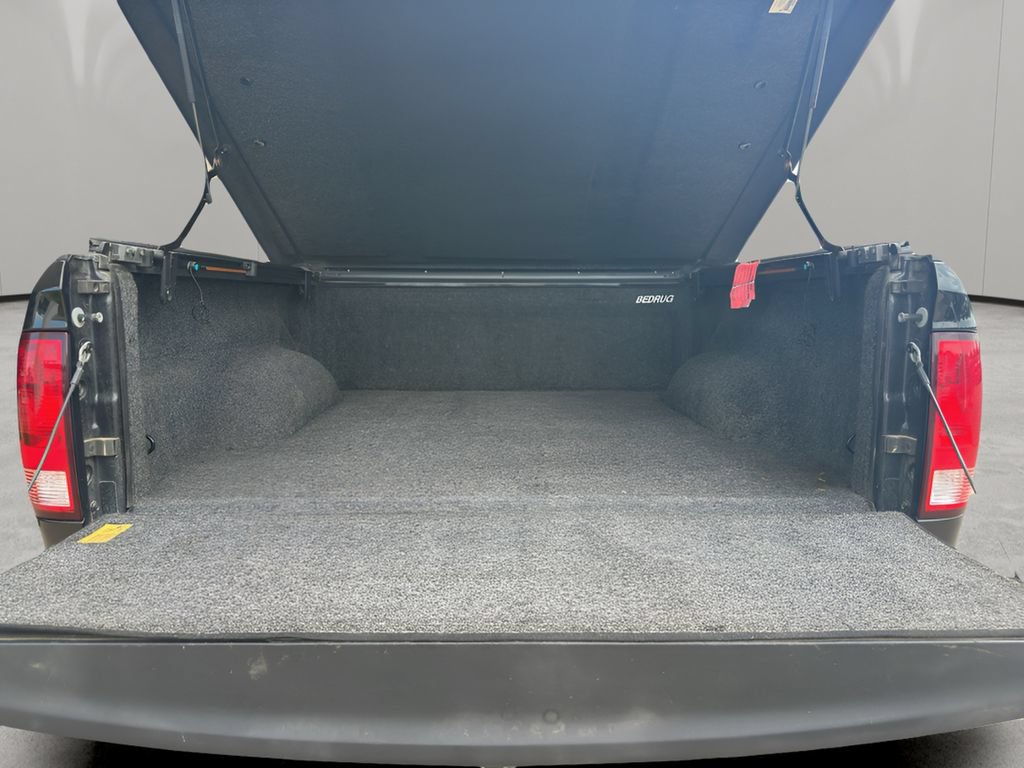 Used 2019 RAM 1500 Classic SLT AWD/4WD image 12