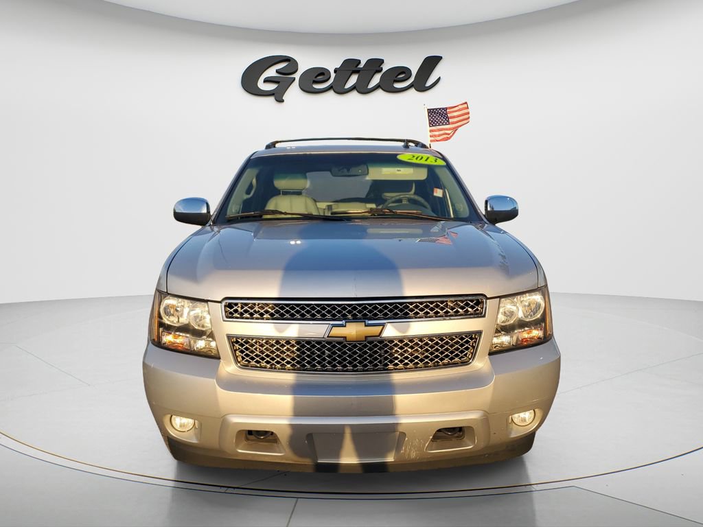 Used 2013 Chevrolet Avalanche LT w/ All-Star Edition image 16