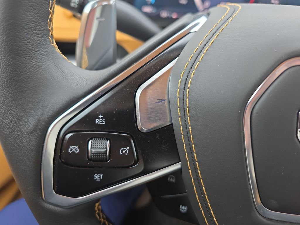 Used 2022 Chevrolet Corvette Stingray Premium Conv w/ Z51 Performance Package image 15