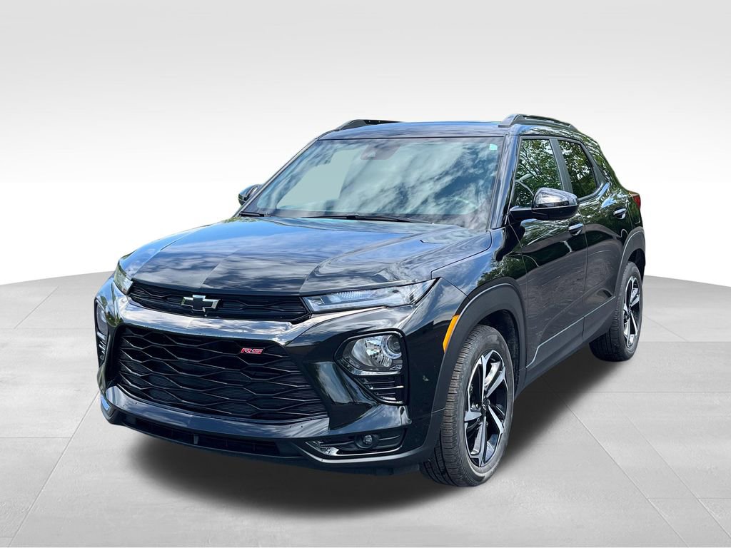 Used 2023 Chevrolet TrailBlazer RS w/ Sun and Liftgate Package FWD image 6