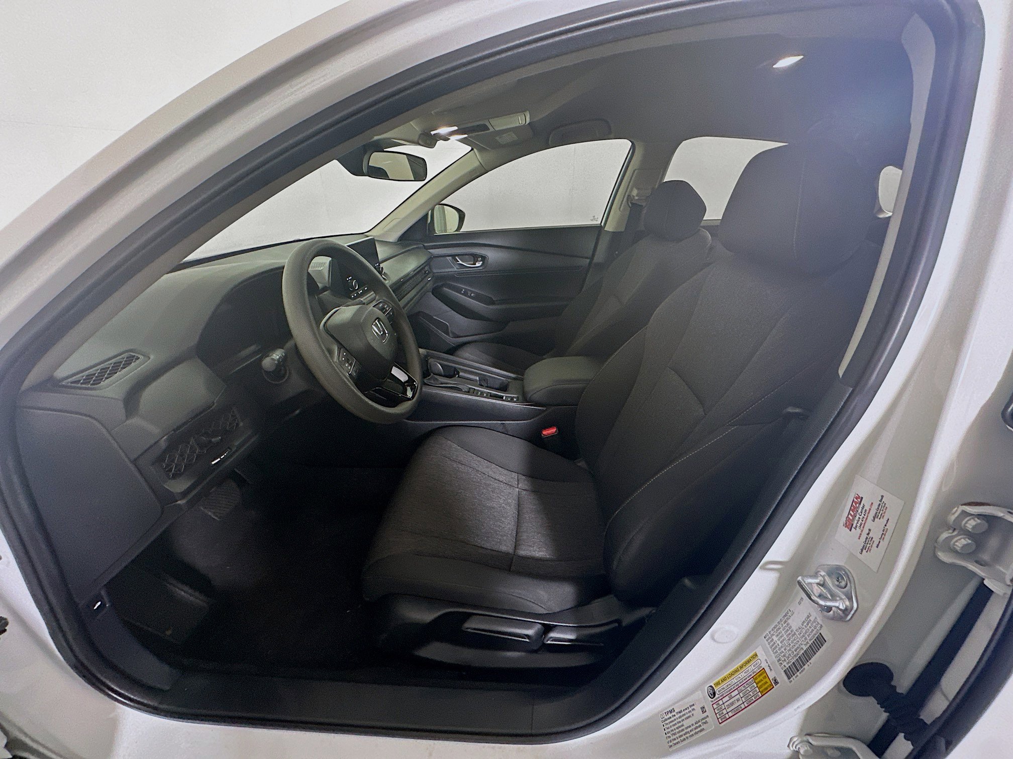 Used 2025 Honda Accord LX image 13