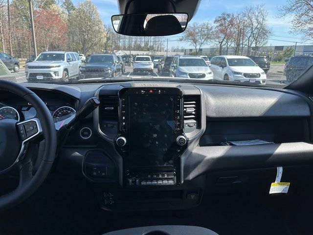 New 2026 RAM 2500 Tradesman AWD/4WD image 24