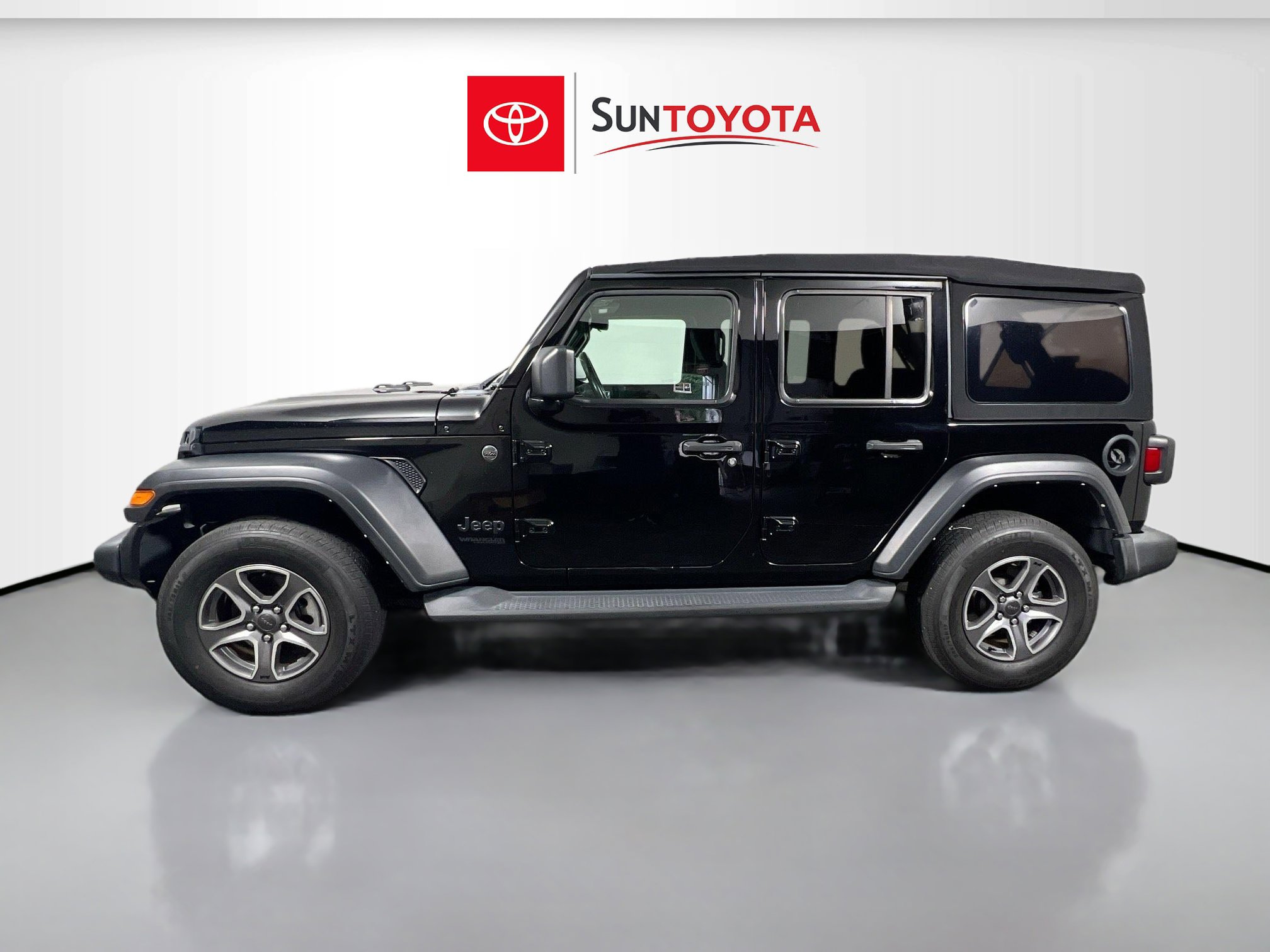Used 2022 Jeep Wrangler Unlimited Sport AWD/4WD image 7
