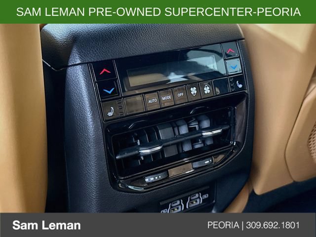 Used 2022 Jeep Grand Cherokee Summit w/ Luxury Tech Group V AWD/4WD image 26
