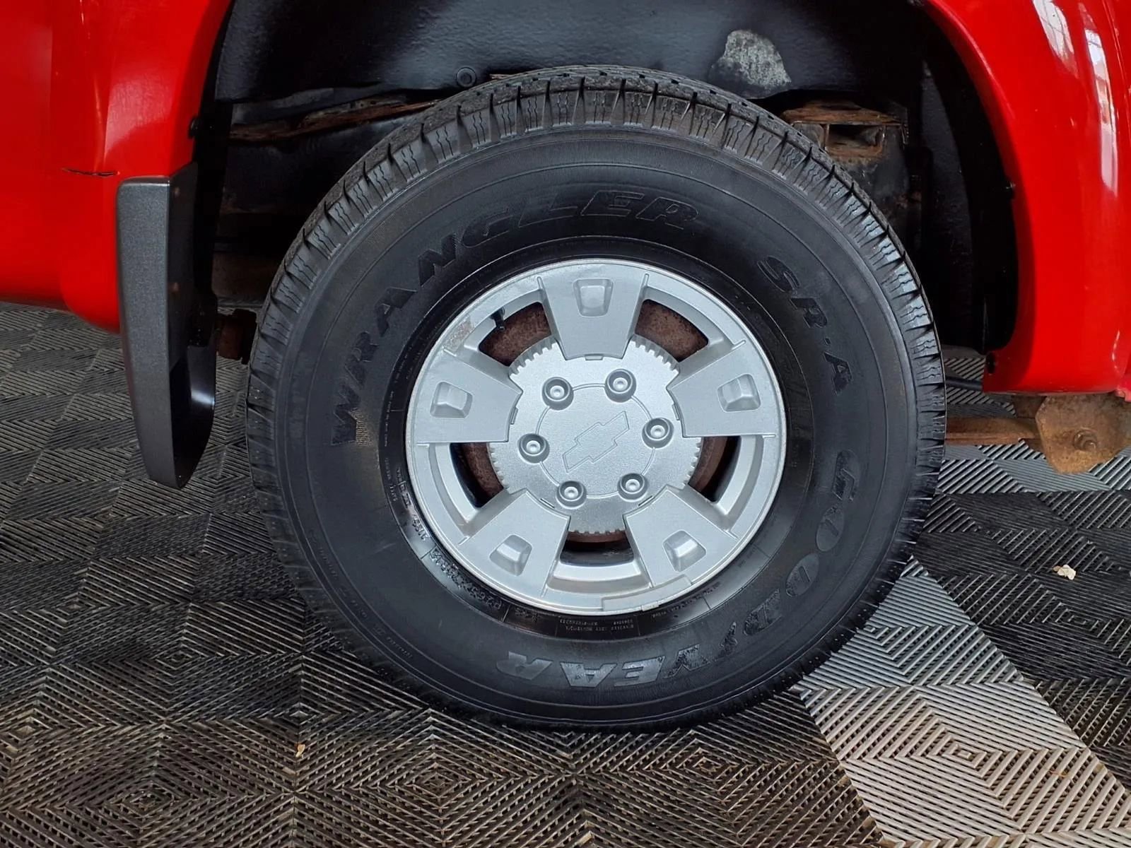 Used 2006 Chevrolet Colorado LT w/ LT Preferred Equipment Group AWD/4WD image 8