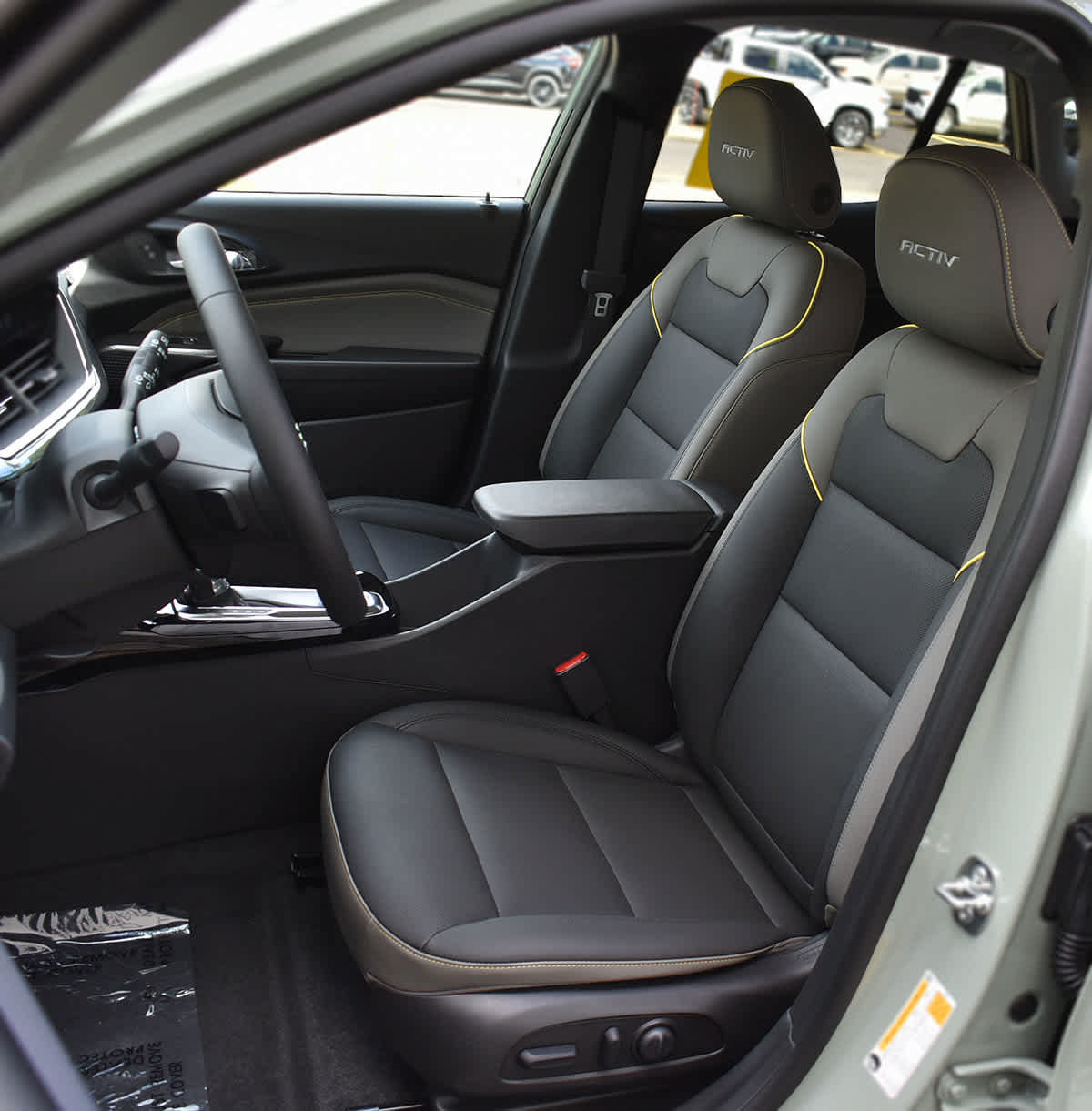 New 2026 Chevrolet Trax ACTIV w/ Driver Confidence Package FWD image 9