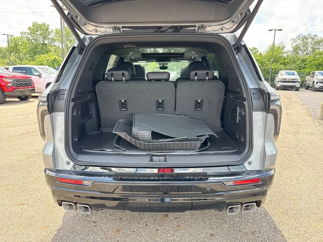 New 2026 Chevrolet Traverse RS w/ LPO, Floor Liner Package AWD/4WD image 25