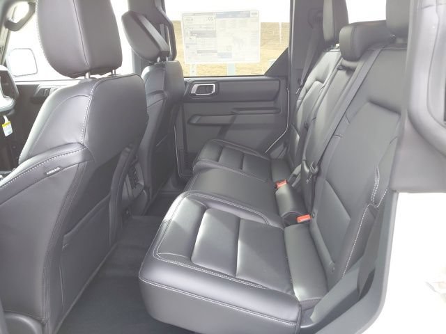 New 2026 Ford Bronco Outer Banks AWD/4WD image 12