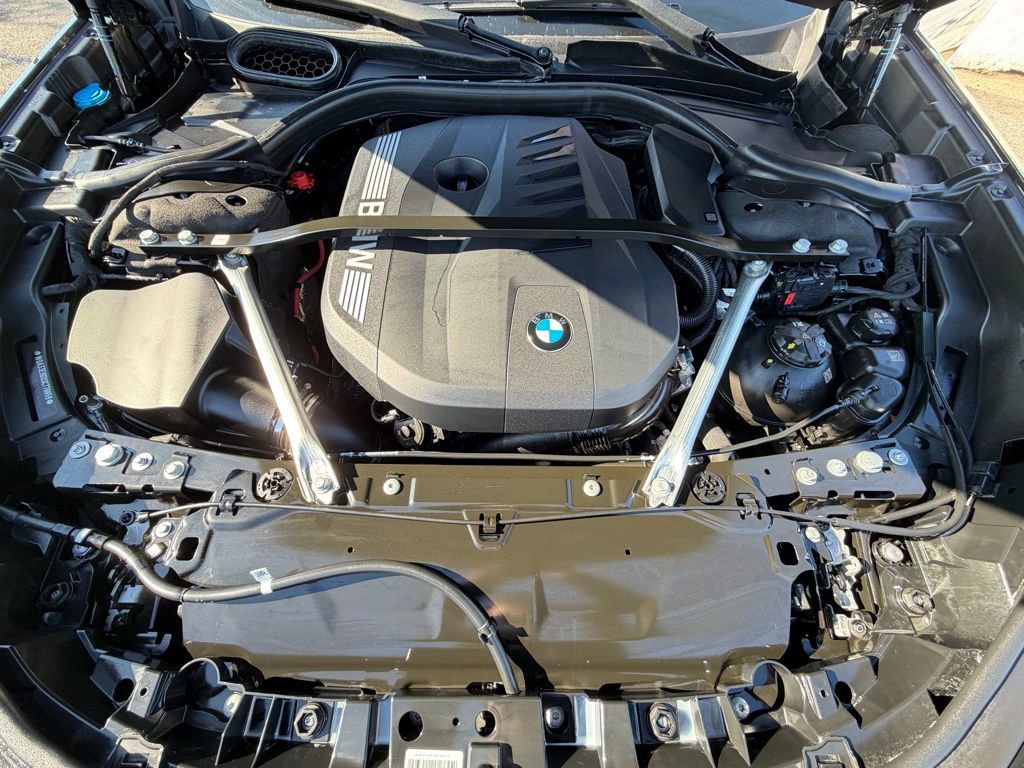 Used 2025 BMW 740i xDrive image 16