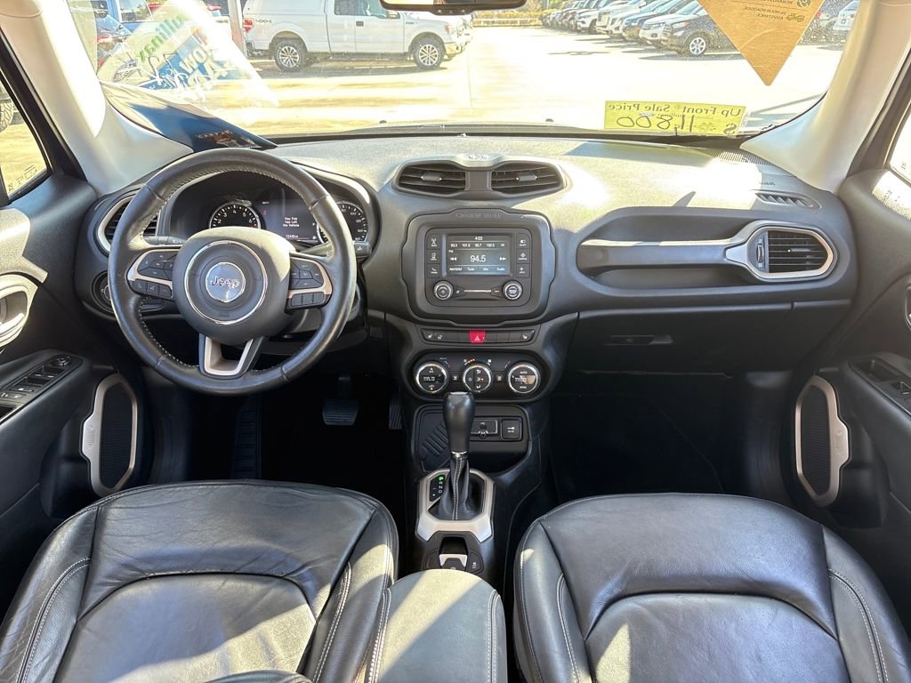 Used 2017 Jeep Renegade Limited image 7