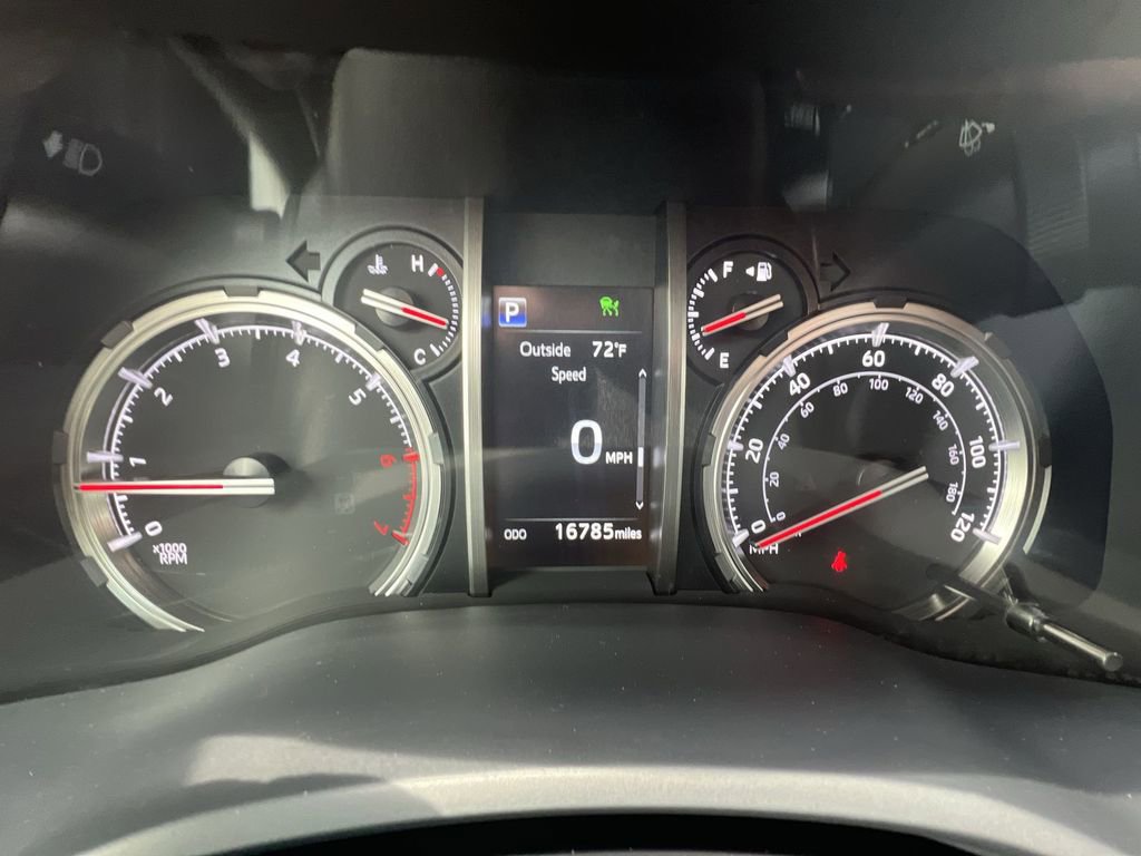 Used 2023 Toyota 4Runner TRD Off-Road Premium image 12