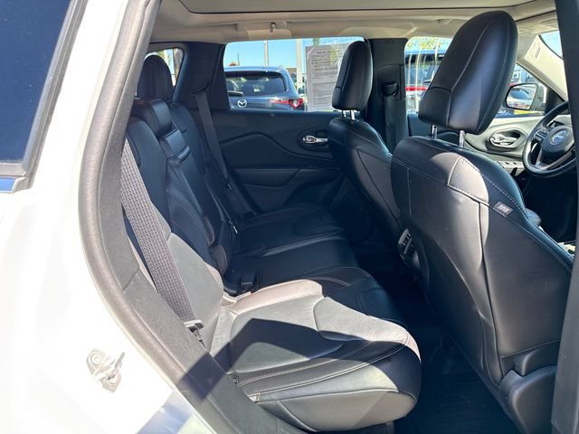 Used 2016 Jeep Cherokee Limited AWD/4WD image 10
