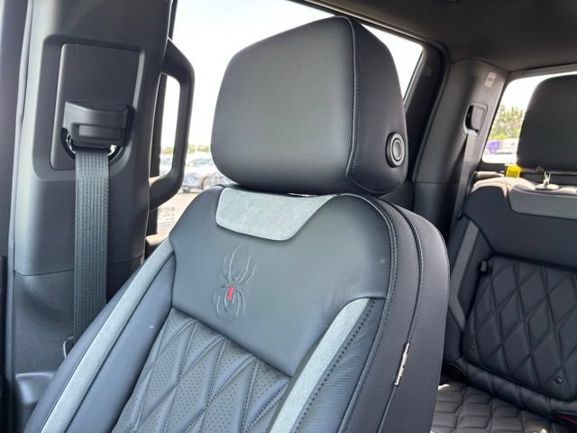 New 2026 GMC Sierra 1500 AT4 w/ AT4 Premium Package AWD/4WD image 43