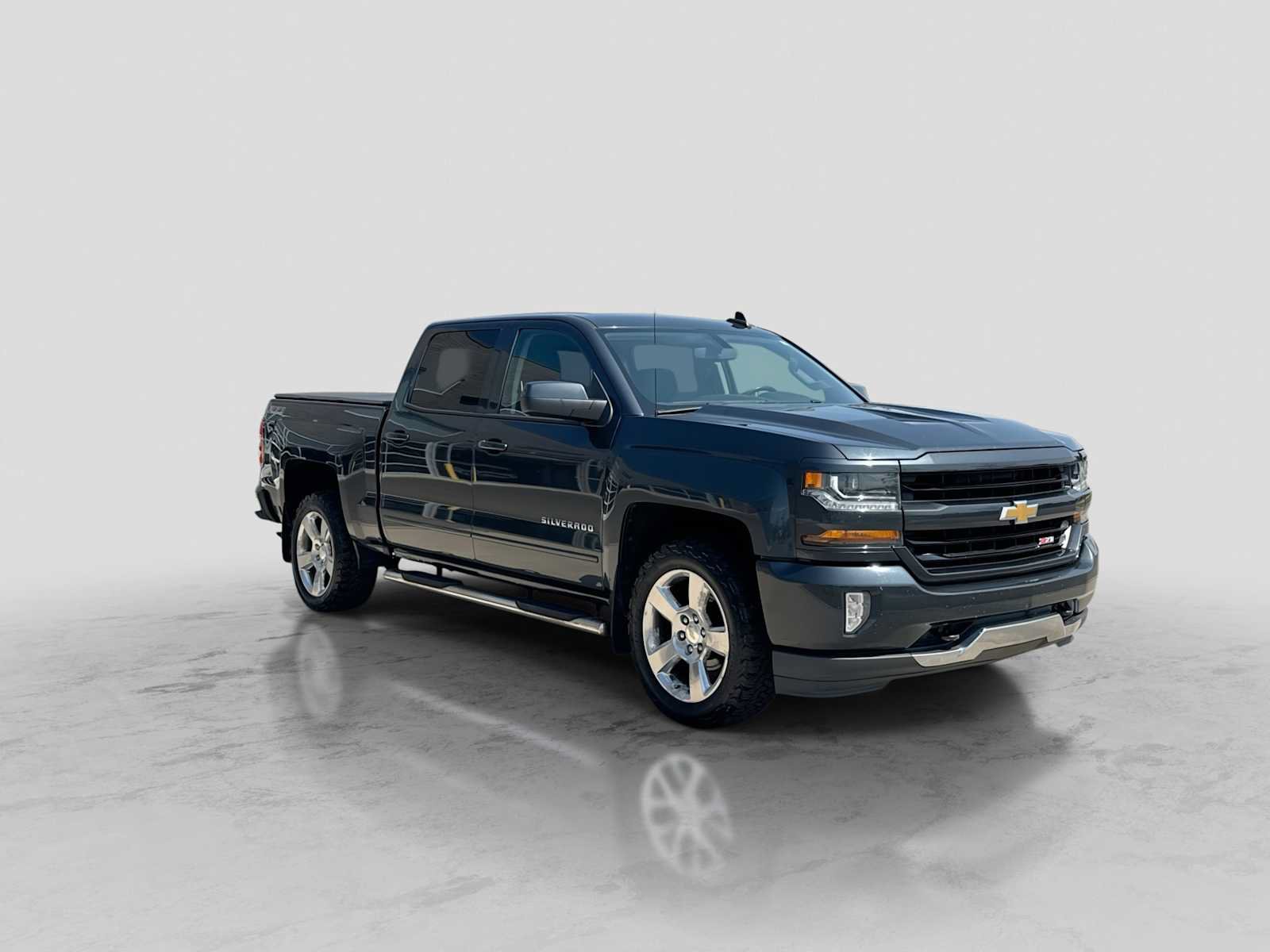 Used 2017 Chevrolet Silverado 1500 LT w/ All Star Edition AWD/4WD image 8