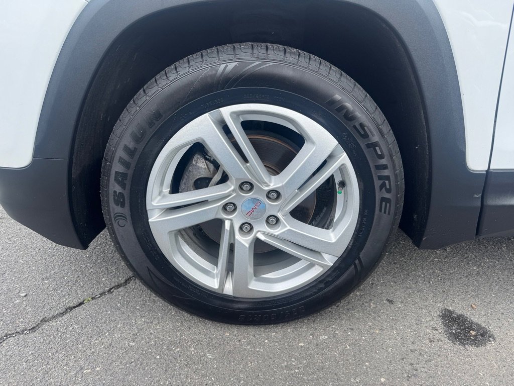 Used 2018 GMC Terrain SLE image 21