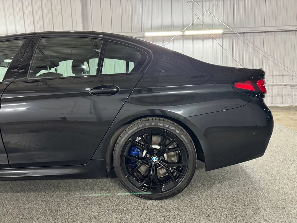 Used 2023 BMW M550i xDrive AWD/4WD image 14