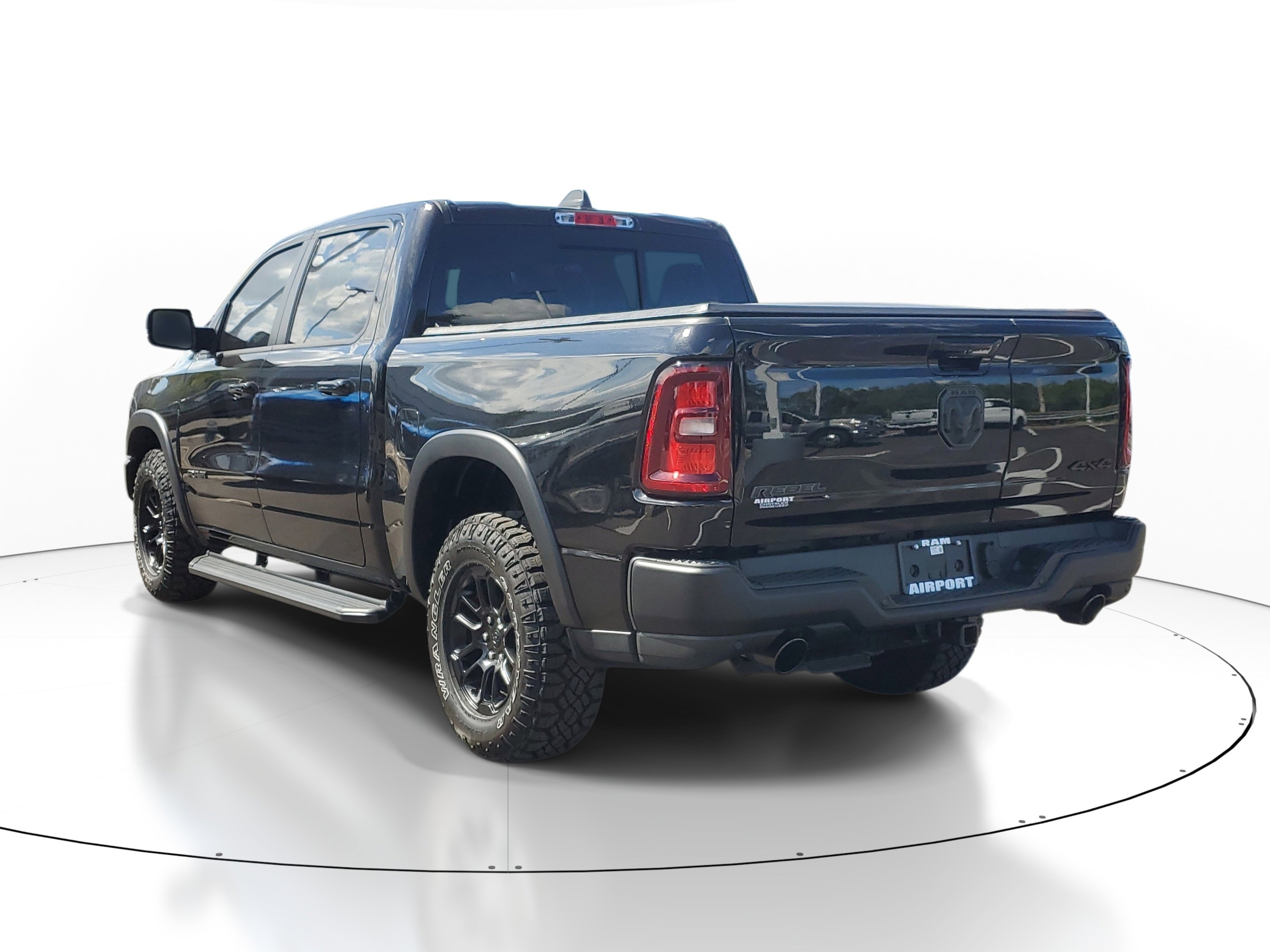 Used 2025 RAM 1500 Rebel w/ Rebel Level 2 Equipment Group AWD/4WD image 3