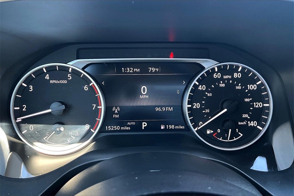 Used 2023 Nissan Rogue SL image 26