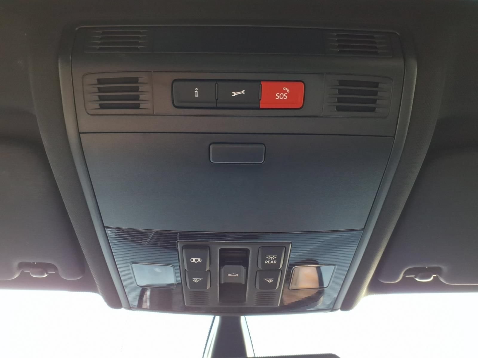 Used 2017 Volkswagen GTI SE FWD image 28