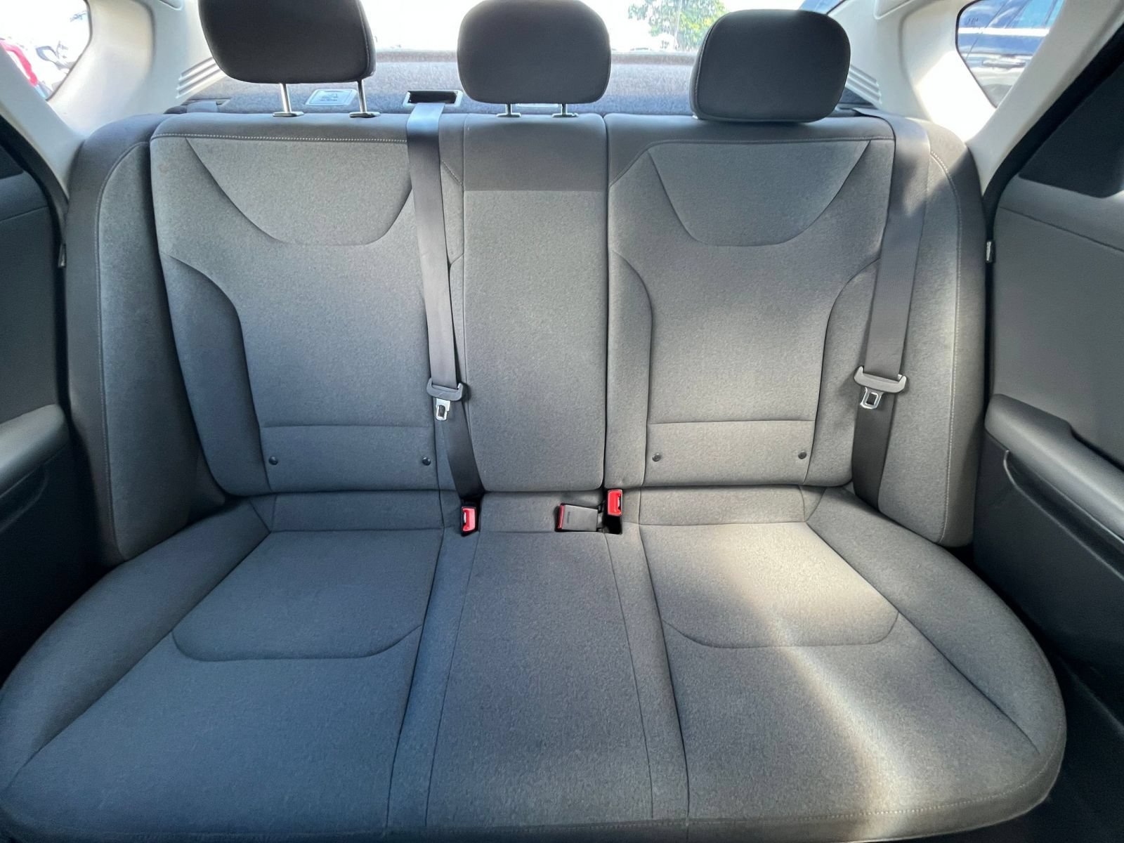 Used 2025 Kia K4 FWD image 35