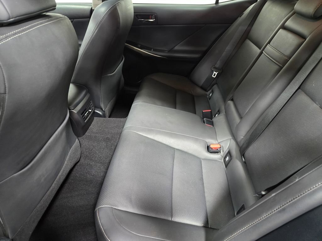 Used 2016 Lexus IS 300 AWD w/ Premium Package image 31