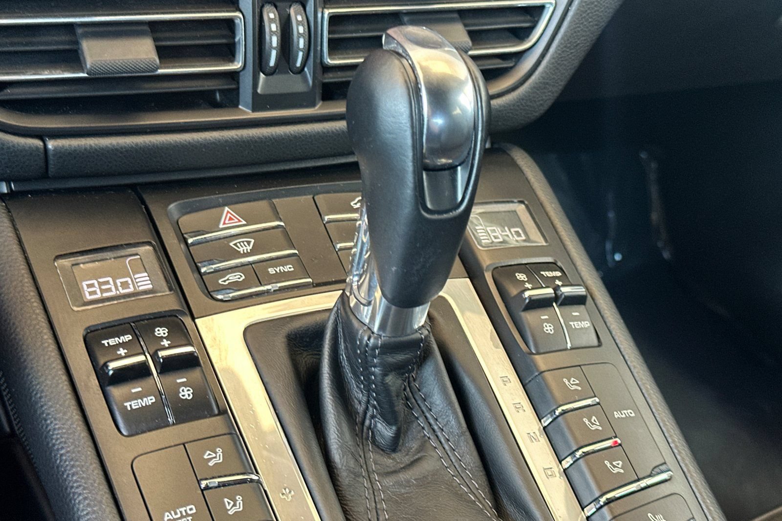Used 2019 Porsche Macan S AWD/4WD image 25