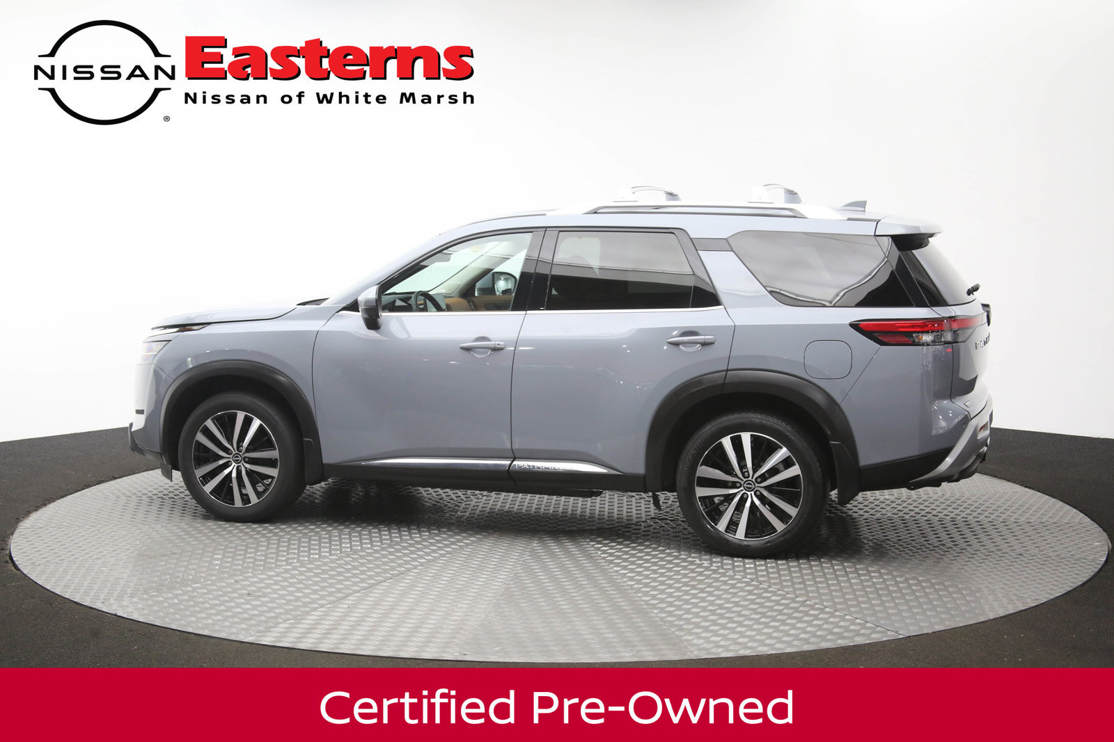 Used 2023 Nissan Pathfinder Platinum w/ Cargo Package AWD/4WD image 60