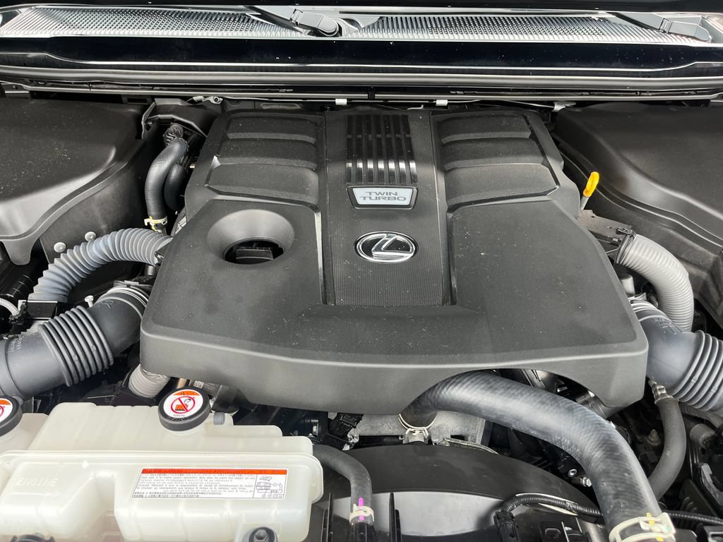 Used 2024 Lexus GX 550 w/ Accessory Package (2T) AWD/4WD image 19