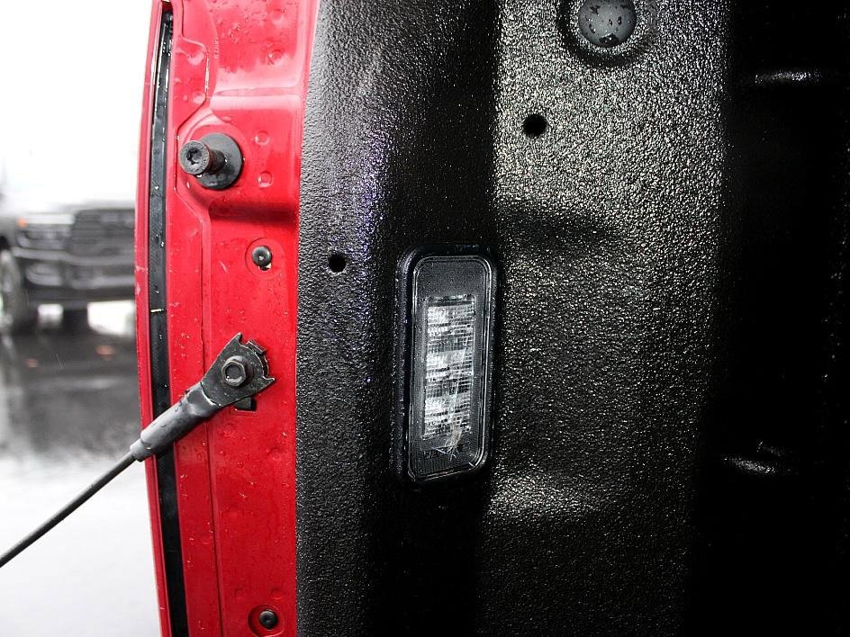 Used 2022 Chevrolet Silverado 1500 RST image 11