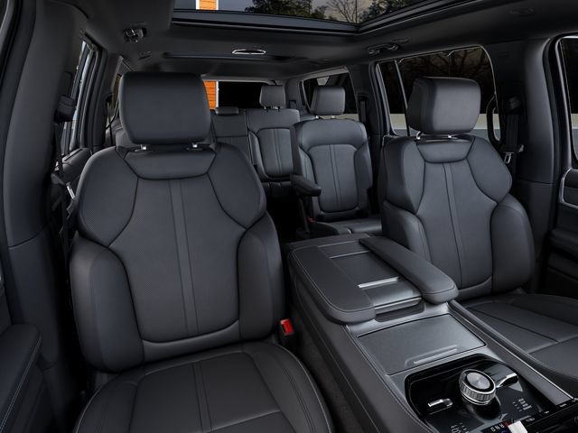 New 2026 Jeep Grand Wagoneer Limited AWD/4WD image 16