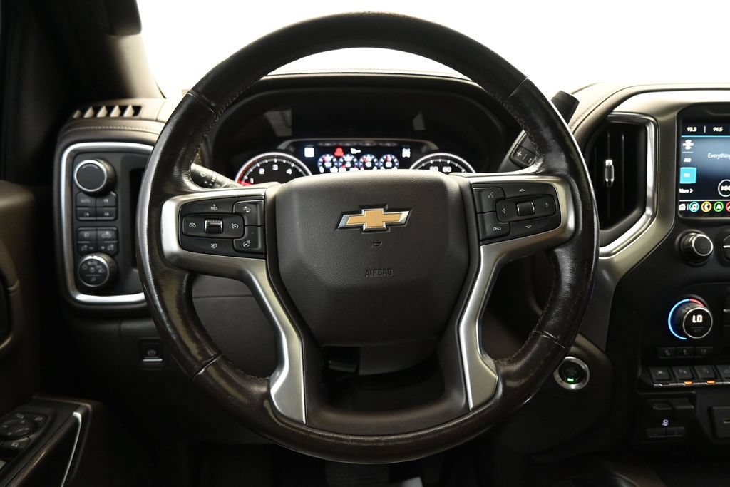 Used 2019 Chevrolet Silverado 1500 LTZ w/ LTZ Premium Package AWD/4WD image 16