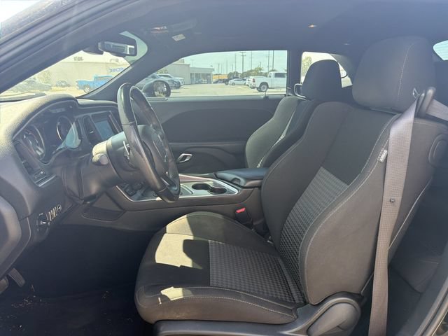 Used 2022 Dodge Challenger R/T RWD image 12