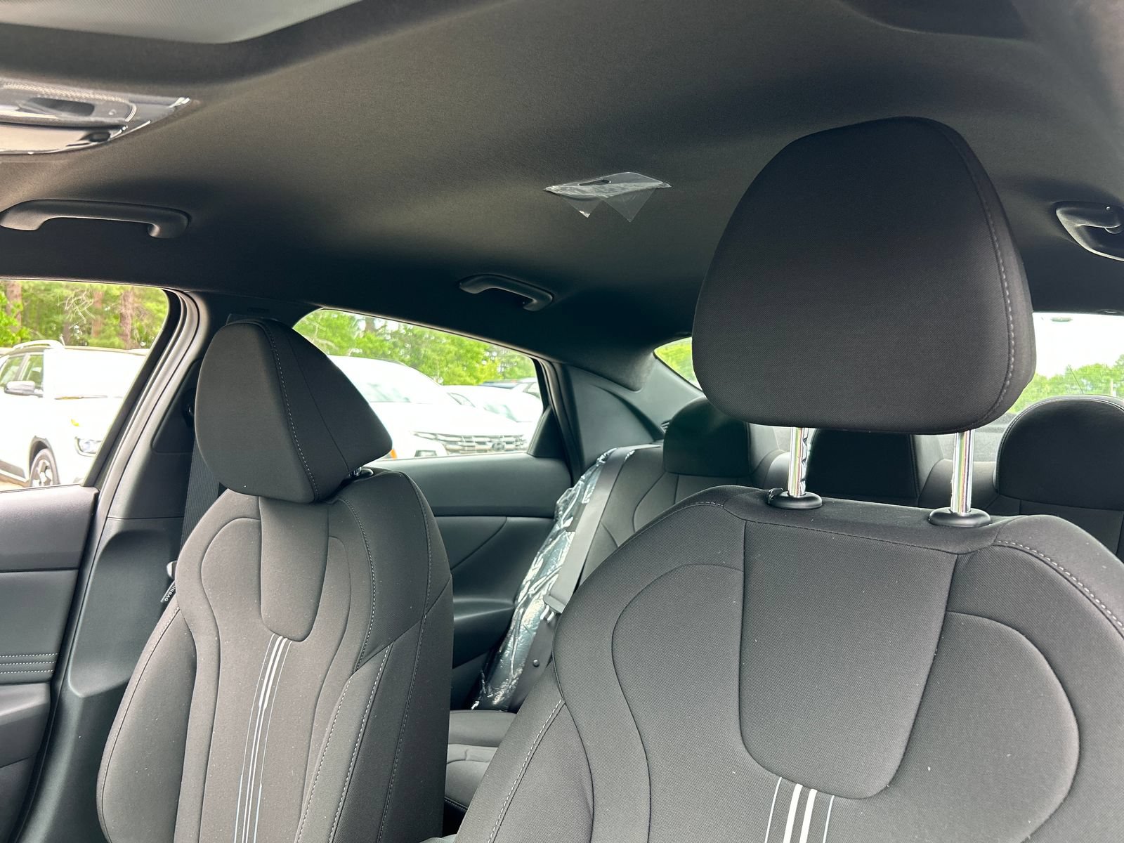 New 2026 Hyundai Elantra SEL Sport FWD image 21