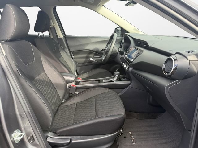 Used 2023 Nissan Kicks SV w/ Exterior Package image 15